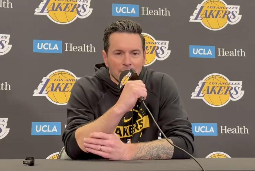 开云官方网站-与东契奇争吵?雷迪克:太正常不过的沟通,我们俩的关系很好